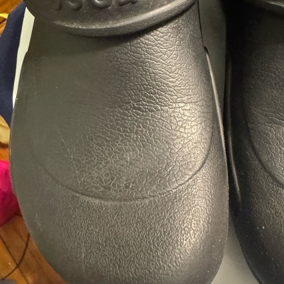 Crocs Women's 8 Men’s 6 Specialist Vent Lightweight  Black Clog Shoes Work EUC - Picture 2 of 10